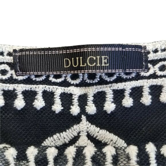 Dulcie Black Ivory Embroidered Mesh Top Sz M | Sheer Lace Boho Blouse - Picture 6 of 7